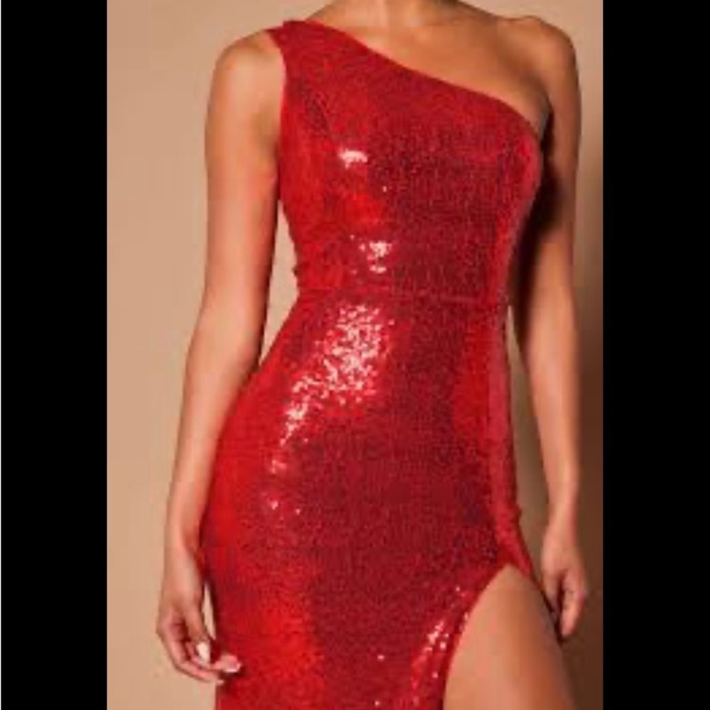 BEE FREE. Women's Sequin Maxi Dress, Split in front. Size‎ XL.